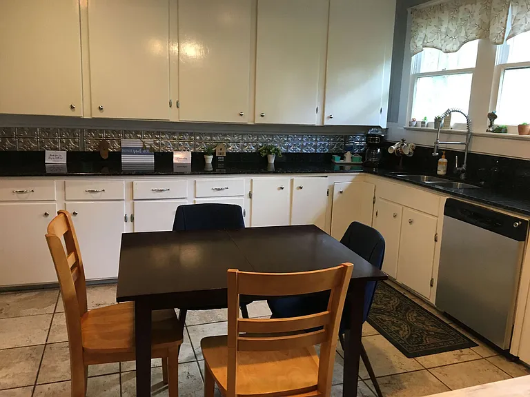 182 Williams St #ID1043570P — Photo 64