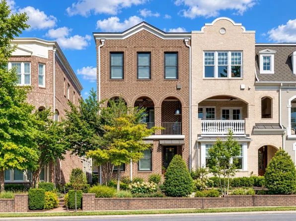 3608D W End Pl, Nashville, TN 37205