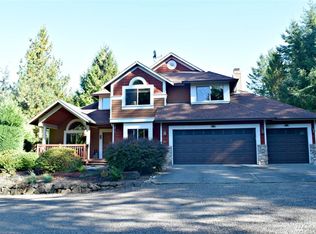 121 W Griffin Creek Rd NE, Carnation, WA 98014