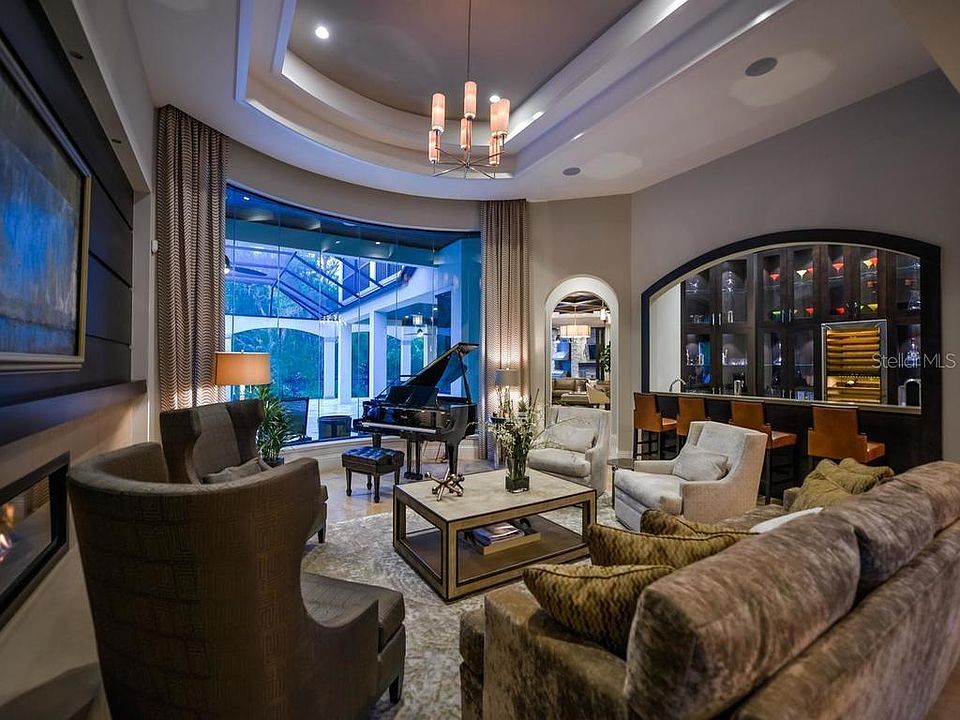 2nd image of 13608 Matanzas Pl