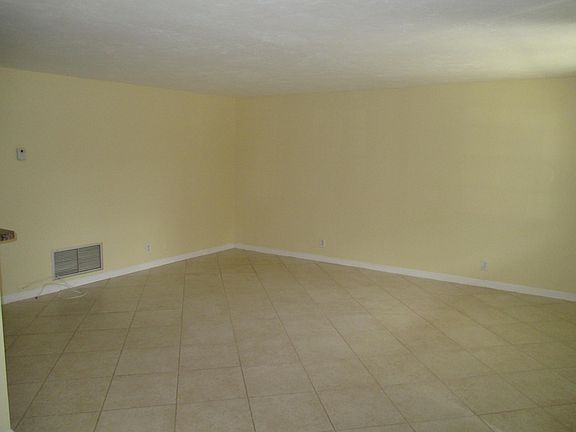 2nd image of 4700 N Flagler Dr APT 106