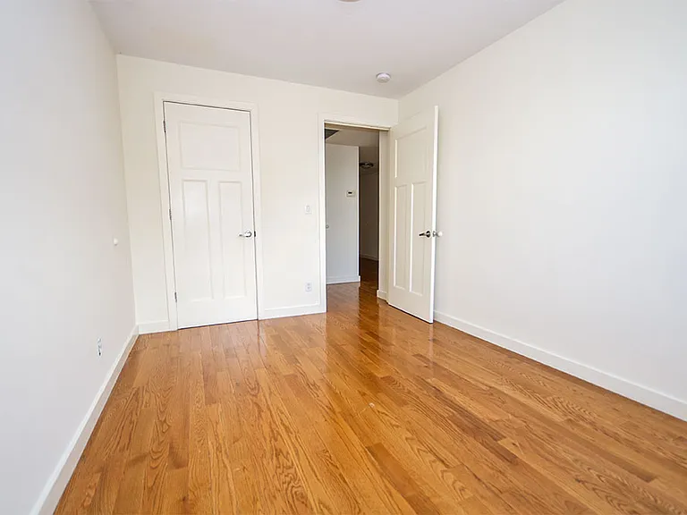 230 Troutman St #2A — Photo 9