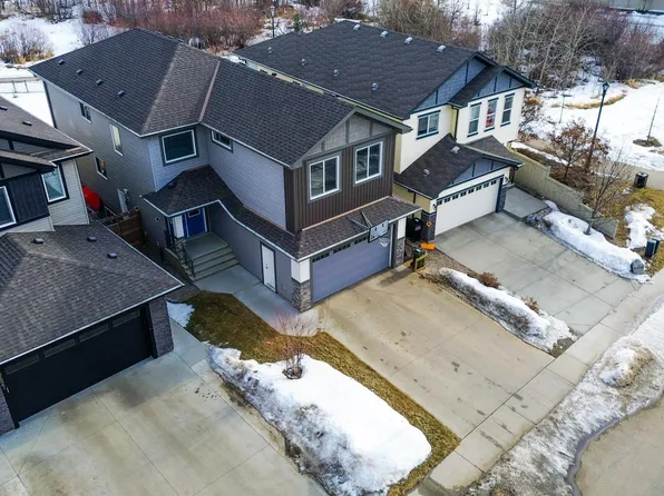 3623 8th St NW, Edmonton, AB T6T 1A1