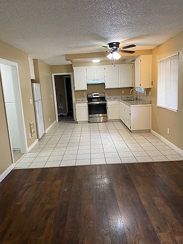 1st image of 5347 Groveland Dr #2