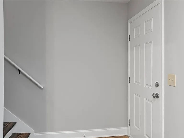218 N Midland Ave #246 — Photo 32