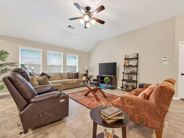 7 Cayahoga Ct — Photo 7