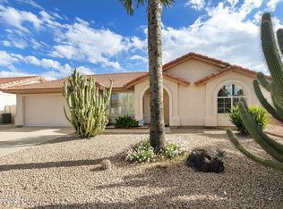 10313 E Navajo Pl, Sun Lakes, AZ 85248