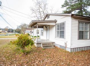 335 Vernon St, New Llano, LA 71461