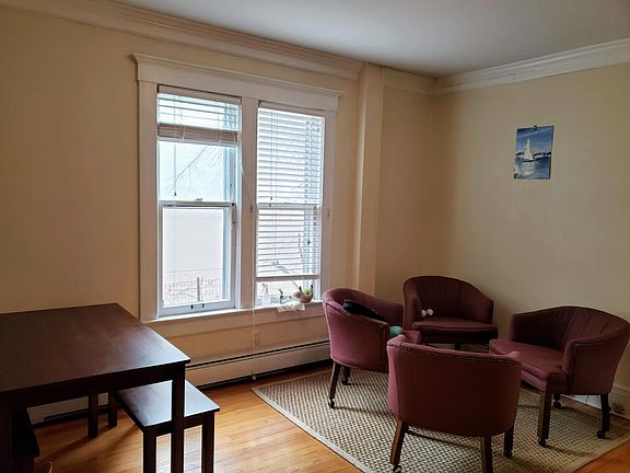 2nd image of 1609 S State St #1