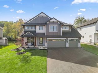 7698 22nd Ave E, Shakopee, MN 55379