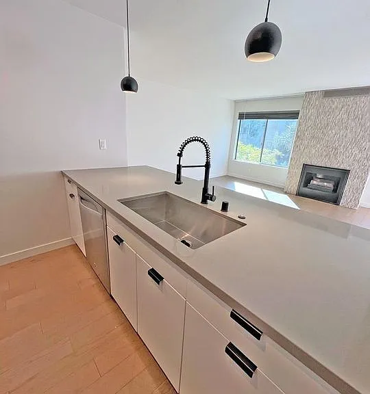 850 2nd St #104 — Photo 9