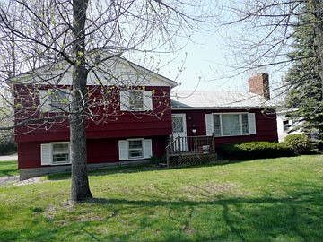 2nd image of 14 Leoray Ct