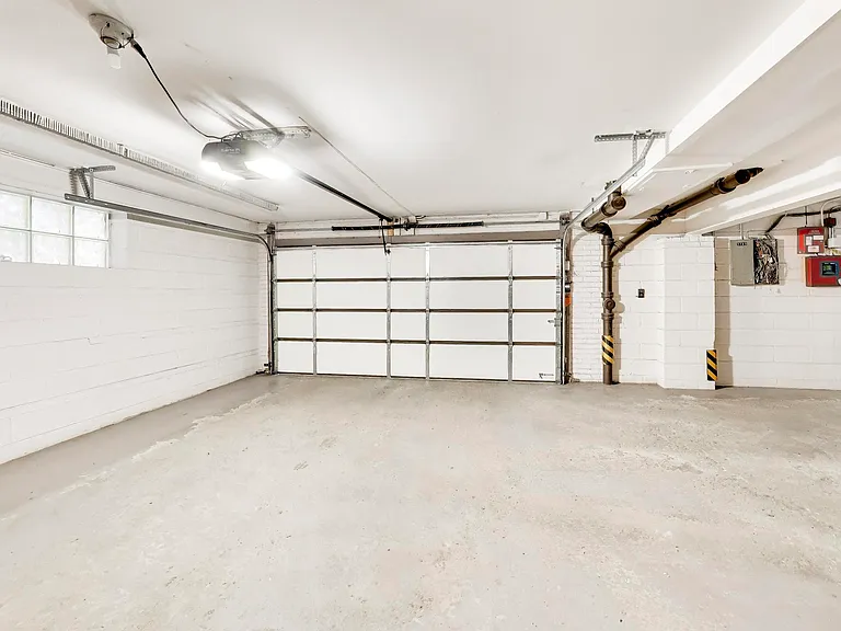 2722 Central St #4S — Photo 28