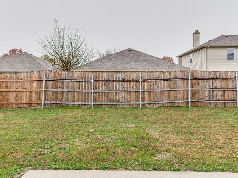 14048 Firebush Ln — Photo 12