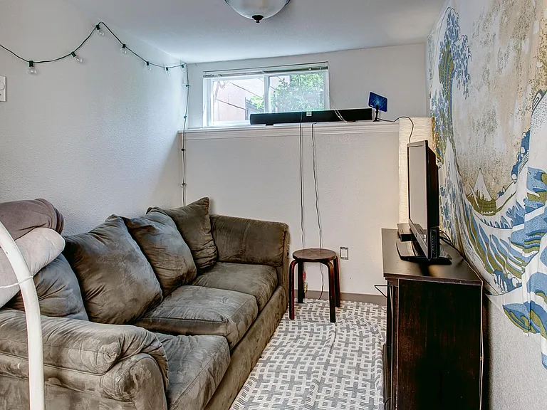 3002 Harvard Ave E #L1 — Photo 8