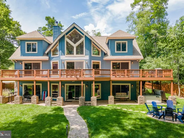 1738 Paradise Point Rd, Oakland, MD 21550