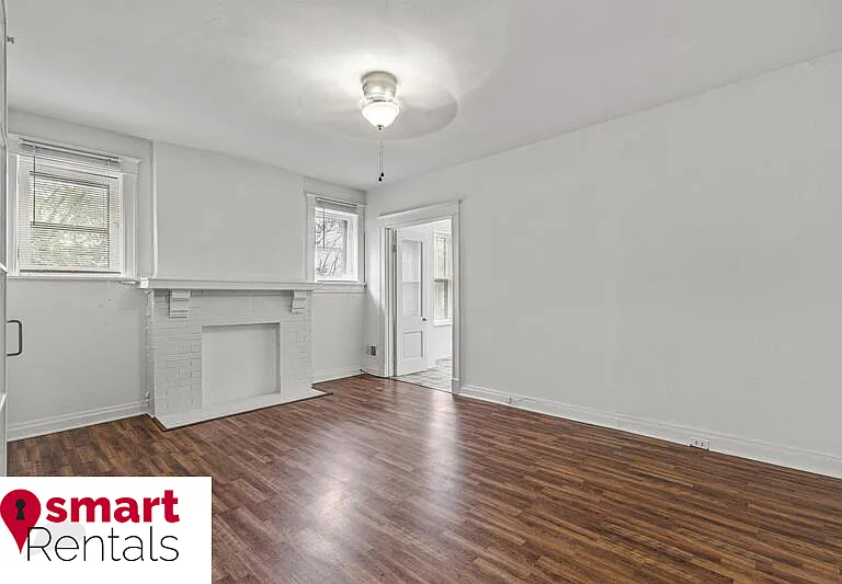 1722 Waverly Pl — Photo 26