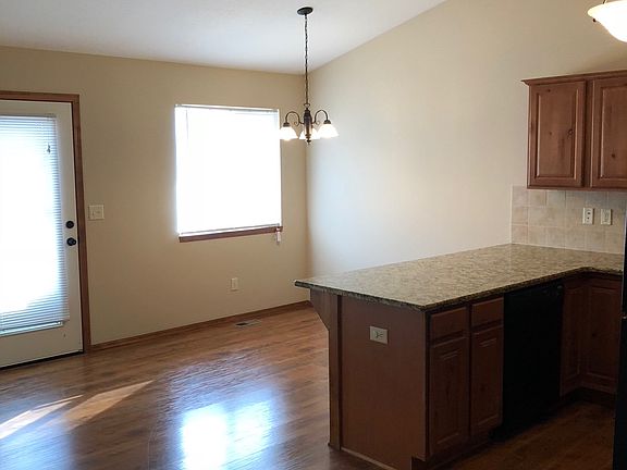 2nd image of 2038 N Springbrook St
