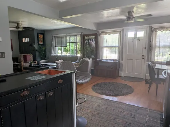 1232 Riverside Dr, North Grosvenordale, CT 06255