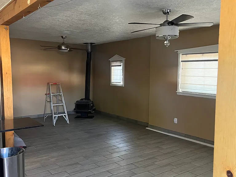 1900 Sombra Ct — Photo 2