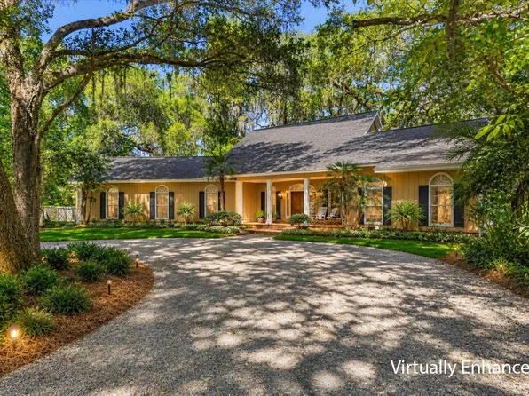 10945 Luna Point Rd, Tallahassee, FL 32312