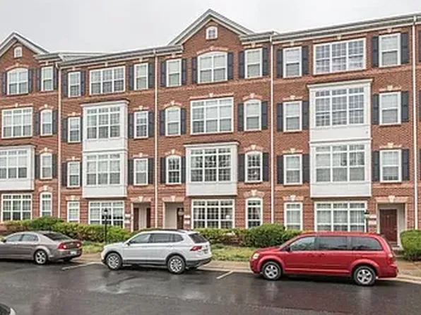 22789 Settlers Trail Ter, Ashburn, VA 20148