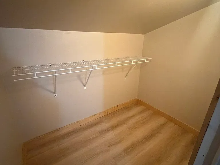 690 W Judson St #8 — Photo 6