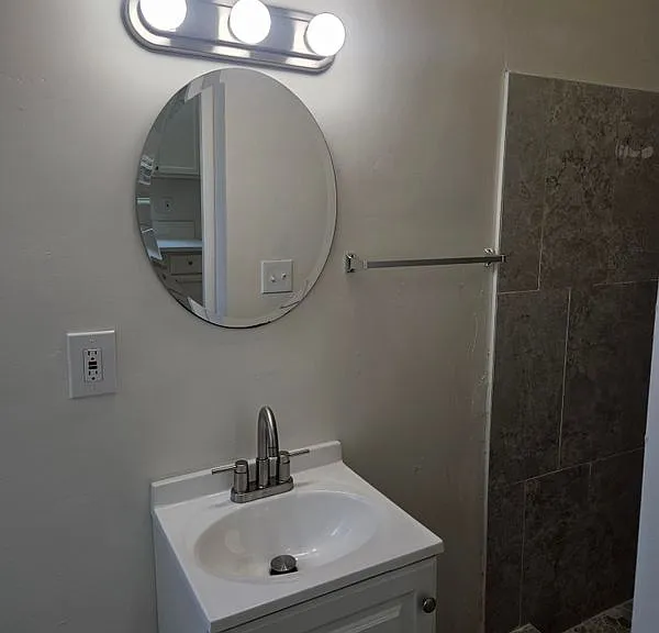 7110 Somerset Blvd #5 — Photo 7