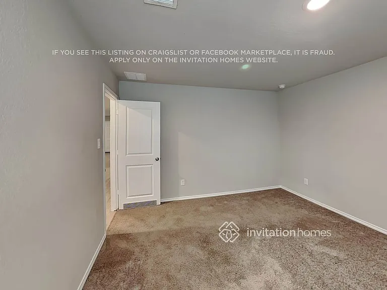 155 Pasadena Pl — Photo 6