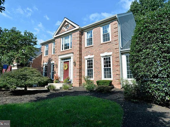 2nd image of 15430 Snowhill Ln