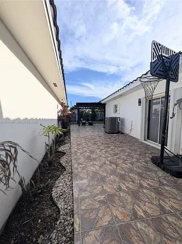 15356 SW 42nd Ln — Photo 12