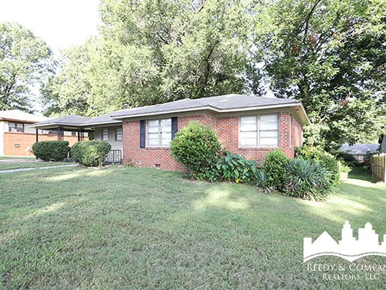 4057 Faronia Dr — Photo 3
