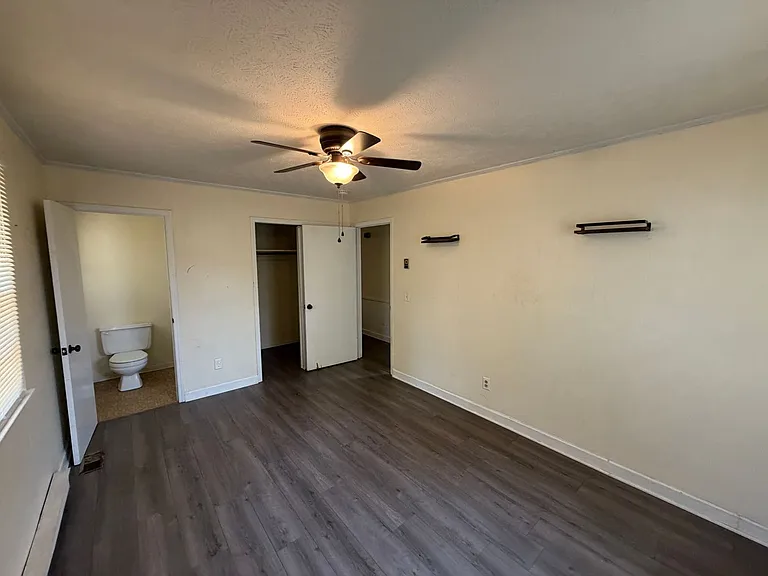 109 Anita St — Photo 10