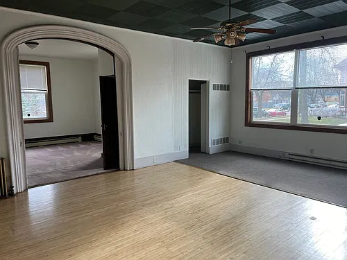 Floor plan 328