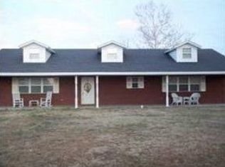 1110 N 9th St, Hartshorne, OK 74547