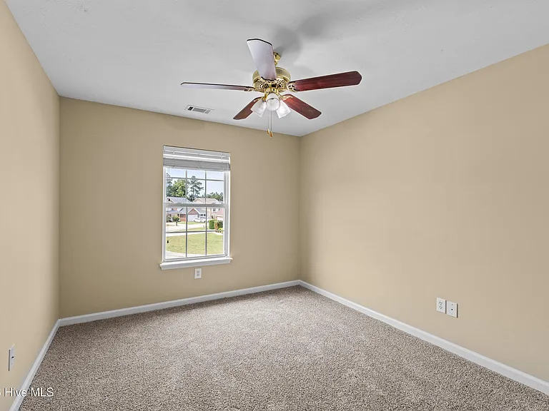 7598 Pleasantville Way — Photo 28