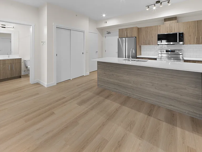 300 Rankin Dr — Photo 31