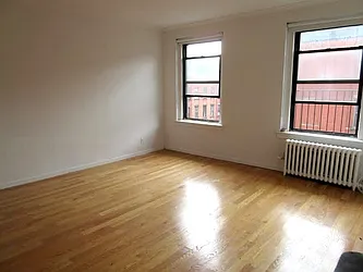 Rented by Mdrn Residential