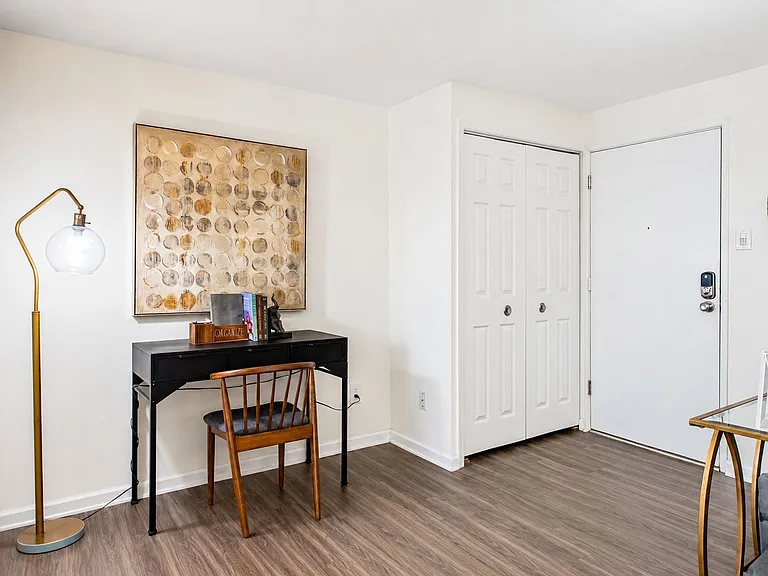 Chesterfield Apartment Homes — Photo 25