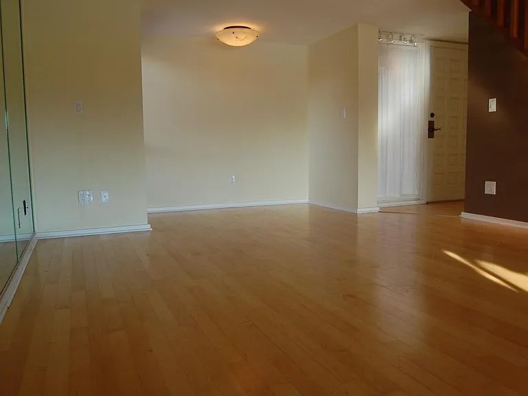 1320 Pelican Creek Xing — Photo 5