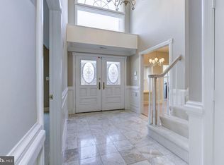 10025 Gable Manor Ct, Potomac, MD 20854