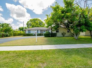 16414 SW 99th Ct, Miami, FL 33157