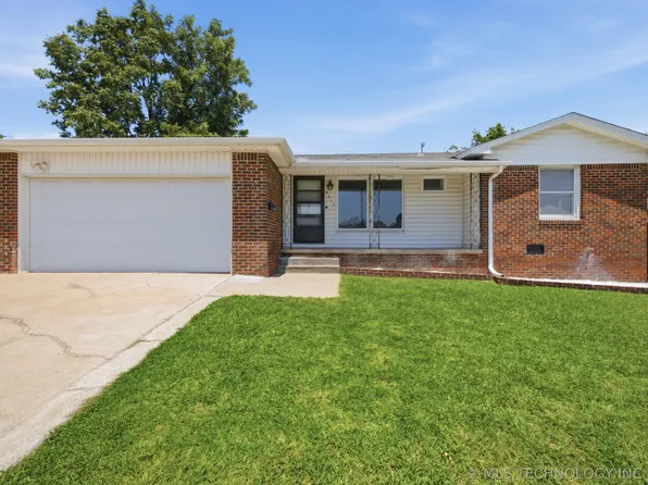 6515 E 26th Pl, Tulsa, OK 74129
