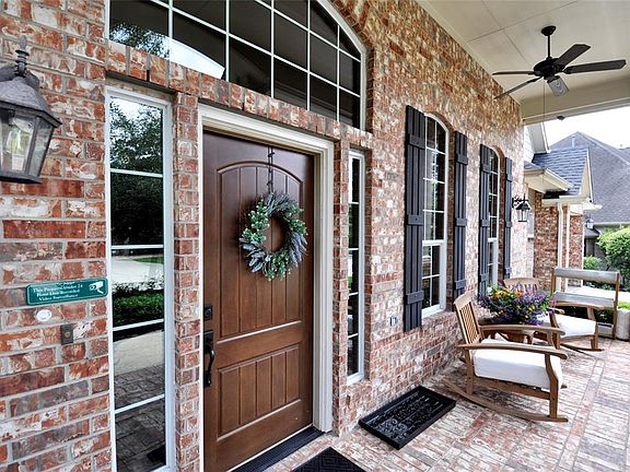 4th image of 151 E Concord Valley Cir