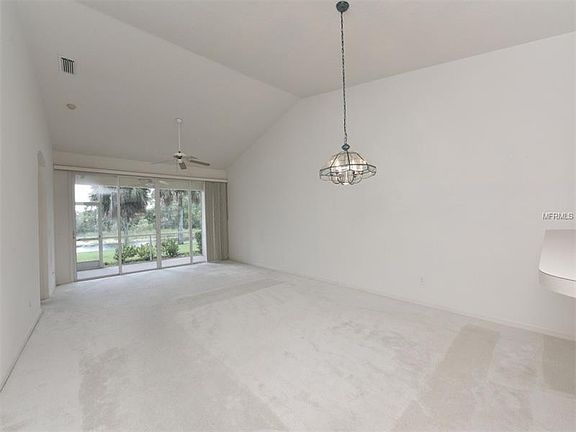 5th image of 843 Tartan Dr #7