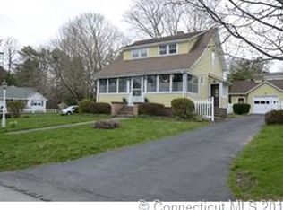 1 Pequot Ave, Groton, CT 06355