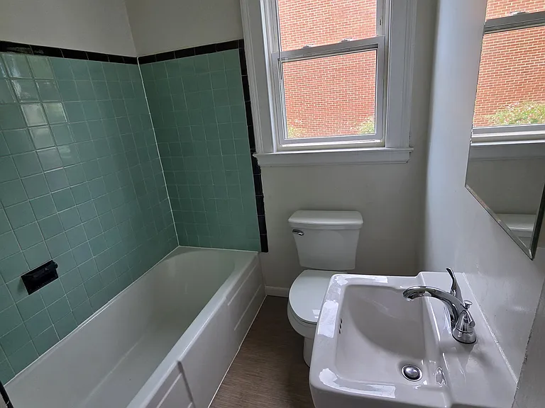 1676 S Sycamore St #2-1-2 — Photo 10