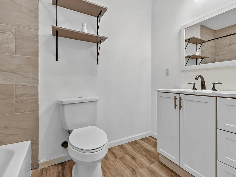 4530 Stanford Ct — Photo 18