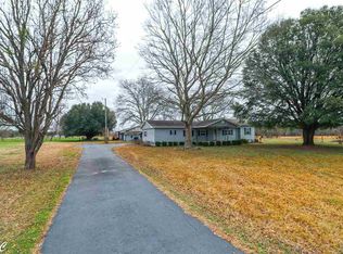 1397 Walker Rd, Byron, GA 31008