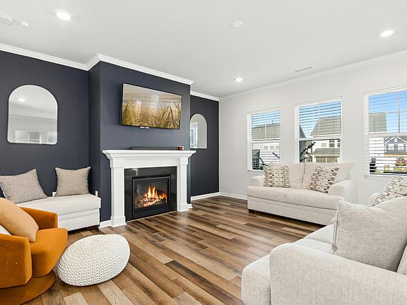 4th image of 1657 White Rose Ln